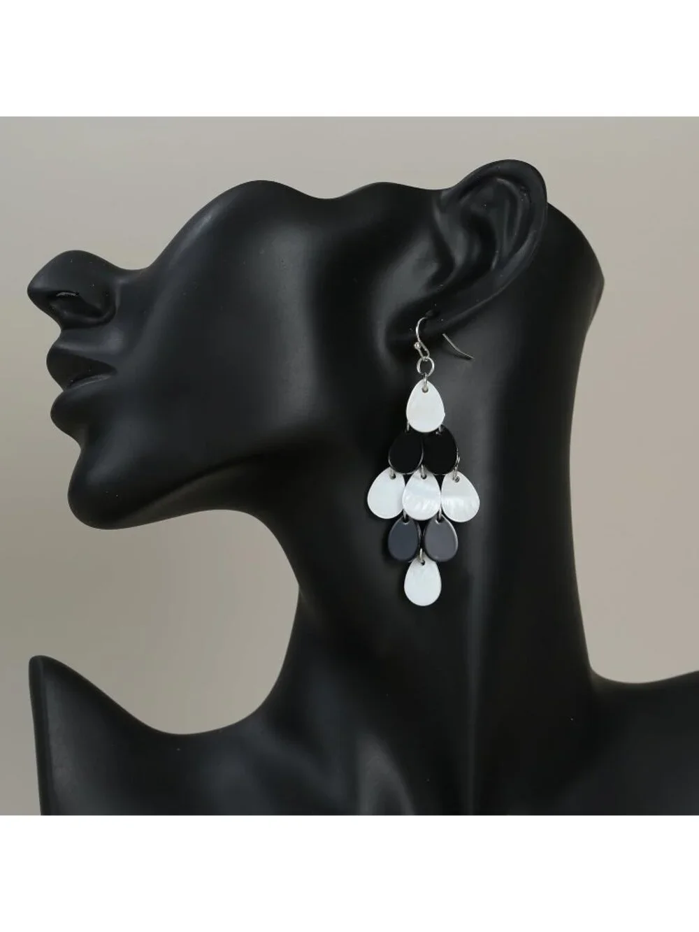 Women White And Black Rhombic Drop Statement Summer Beach Cluster Dangle Earring